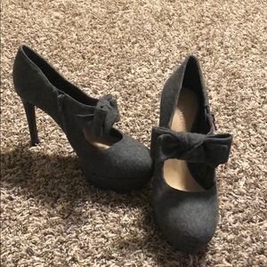 Gianni Bini bow heel